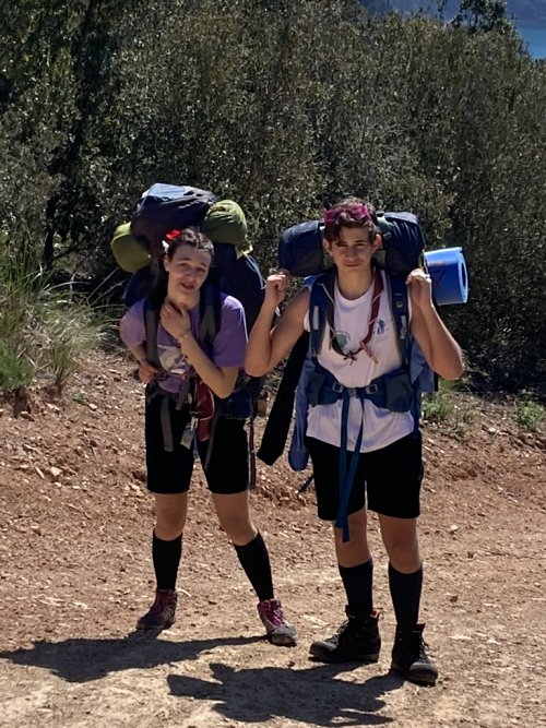 60C473CF-4DA8-469C-879A-D266529A0B57_1_105_c